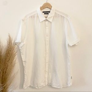 Perry Ellis Linen Button Down